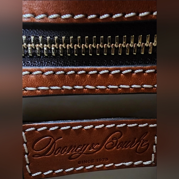 Dooney & Bourke Blue Leather Penrose Hobo Crossbody Bag NWOT - Picture 7 of 13